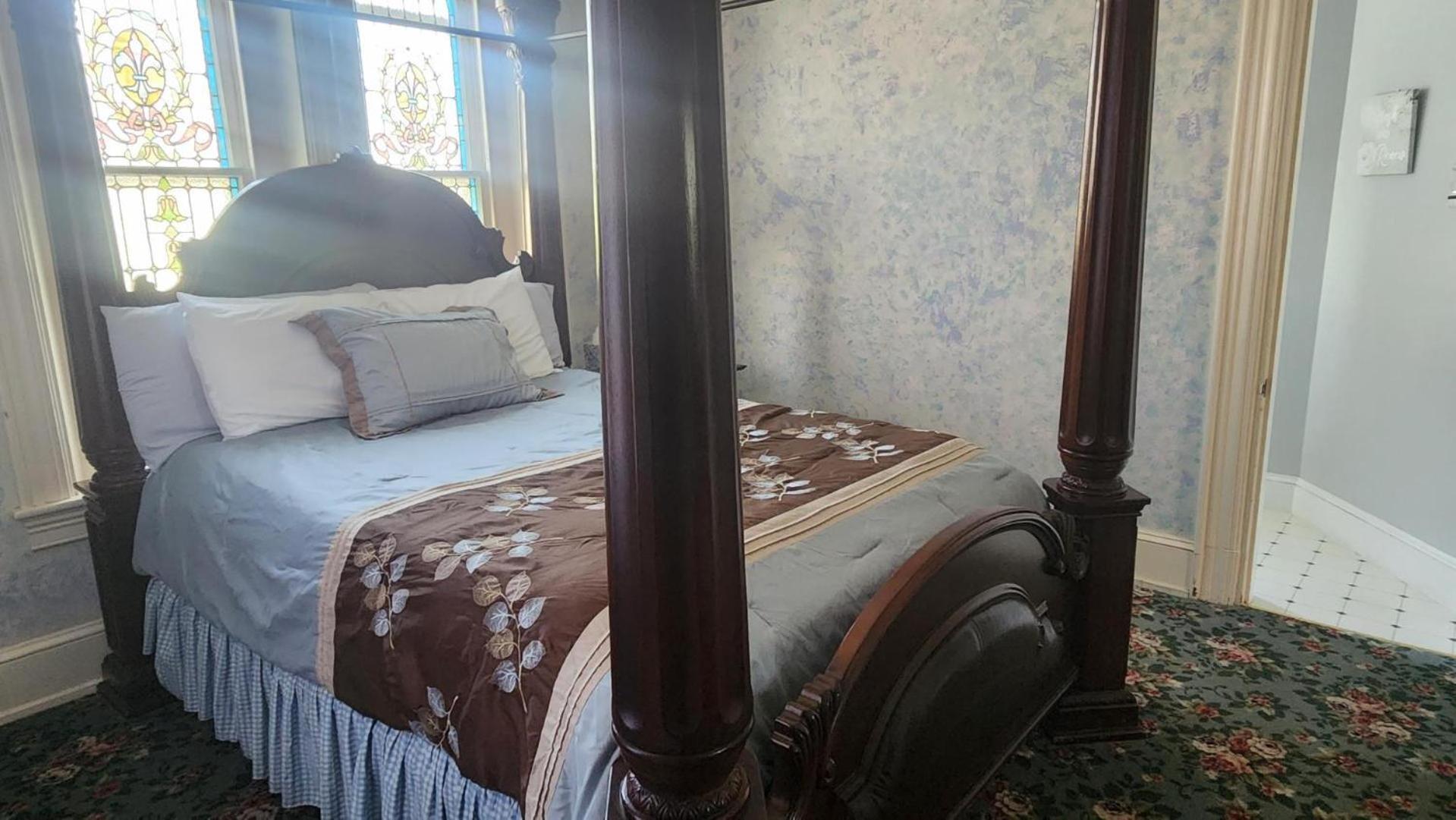 Greystone Manor Bed & Breakfast Bird-in-Hand Exterior foto